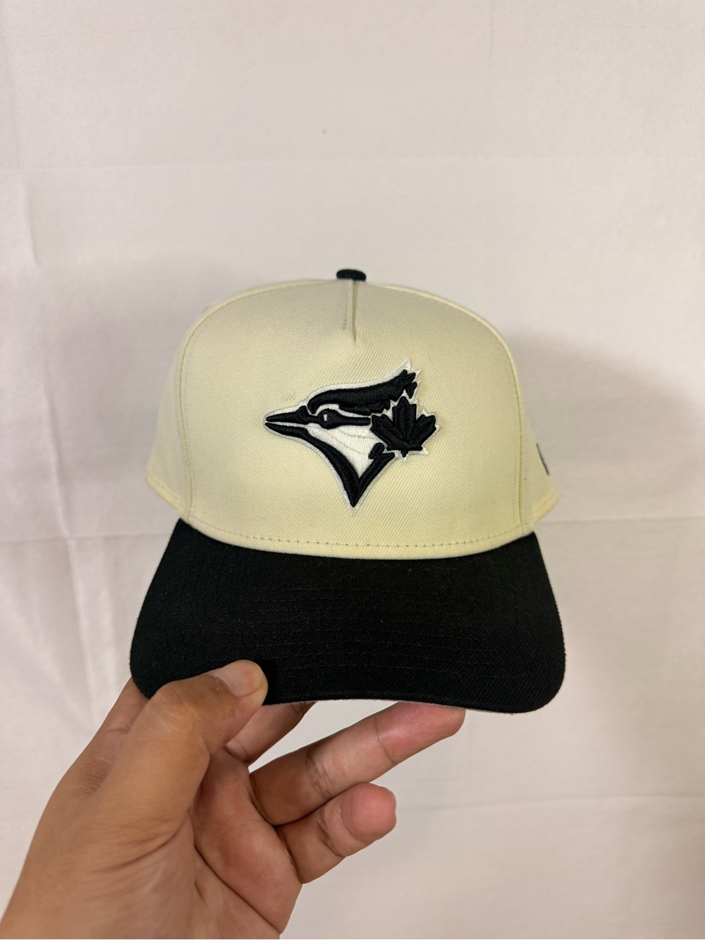 New Era Two-Tone Toronto Blue Jays Cap - Cream & Black